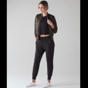 Lululemon On Track Jogger NWT